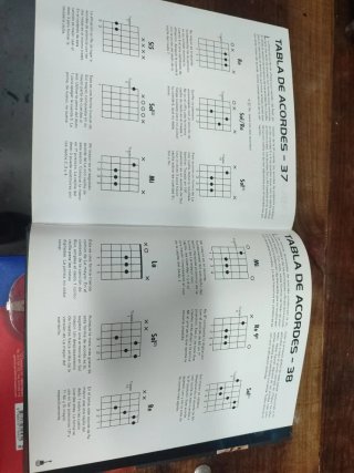 2 libros: aprende a tocar la guitarra
