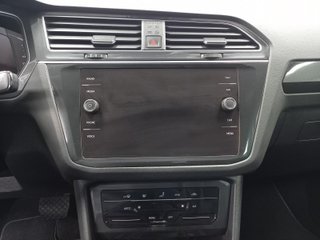 VOLKSWAGEN TIGUAN SUV 1.4 eHybrid 245 DSG6 Life Business