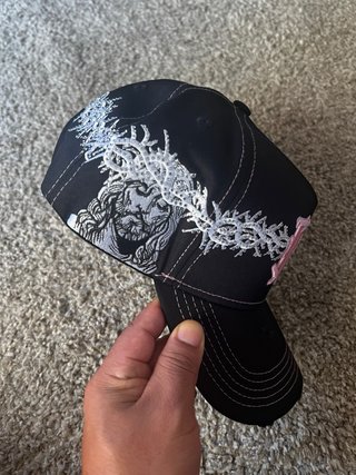 Gorra Rude Awakenings SnapBack Negra y Rosa