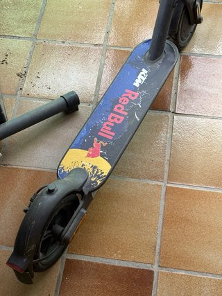 Patinete Eléctrico Xiaomi Mi 1S + accesorios.