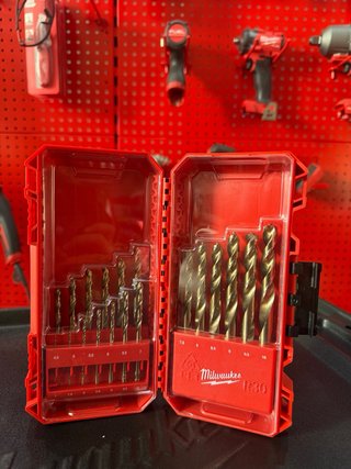 Brocas Milwaukee HSS-G Cobalto 19 pzs