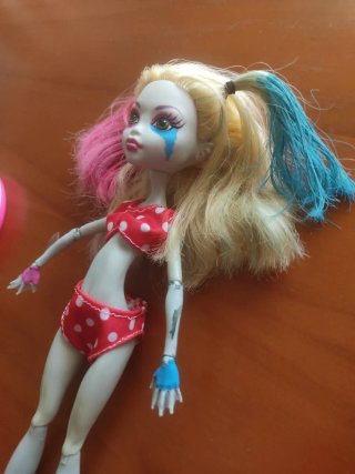 Lagoona Quinn Customizada
