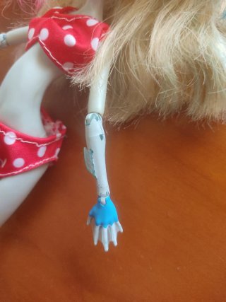 Lagoona Quinn Customizada