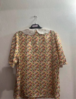 Blusa de flores
