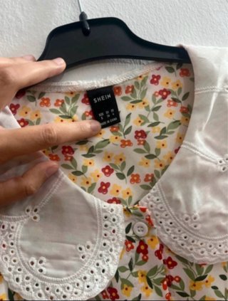 Blusa de flores
