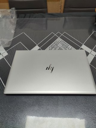 Portátil HP Elitebook 16