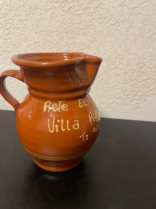 Jarra de barro restaurante El Vasco Cuenca