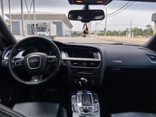 Audi S5 2011