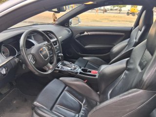 Audi S5 2011