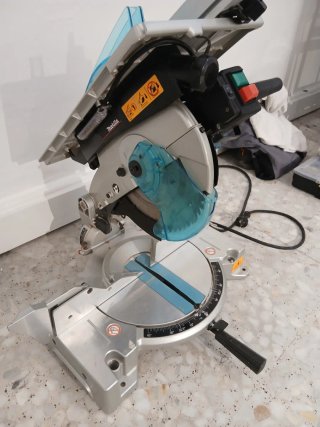 Ingletadora Makita CAMBIO POR  INGLETADORA GRANDE