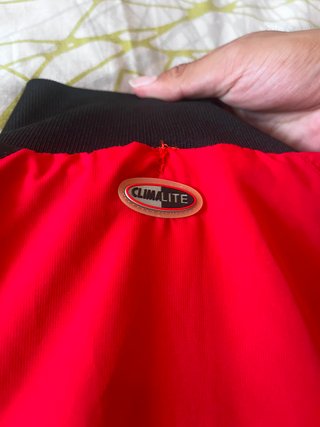 Chaqueta Adidas Vintage 00s Roja y Negra