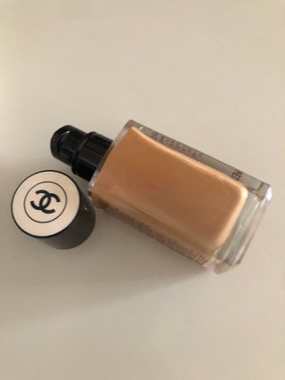 Chanel fondotinta Les Beiges