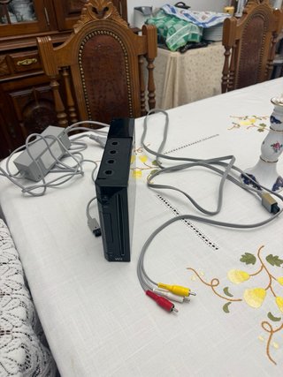 Nintendo Wii com cabos