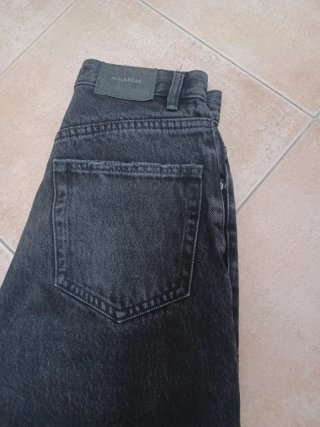Jeans neri a vita alta