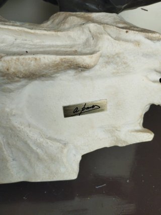 Escultura Paor