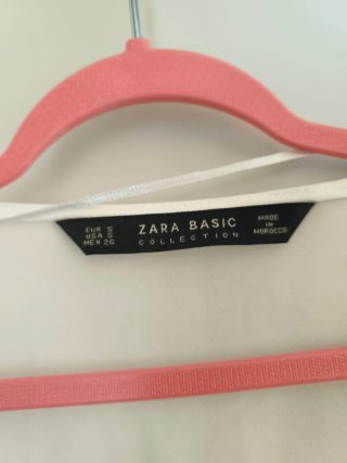 Blusa Zara sin mangas blanca