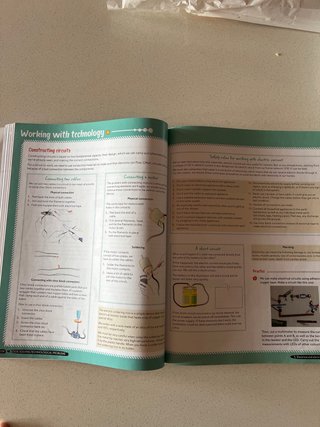 Technology & Digitisation I ESO. Student's book...