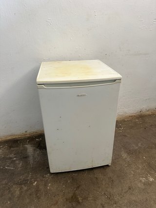 Congelador vertical blanco