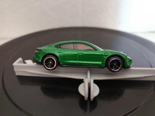 hot wheels porsche taycan turbo