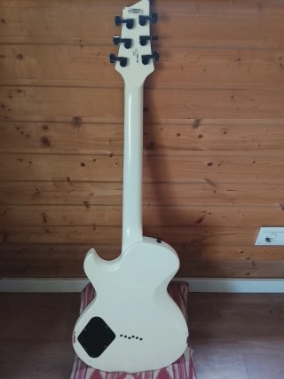 Cort Z44 Guitarra Eléctrica Blanca