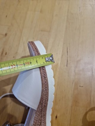 Sandalias Beige Talla 41 Nuevas