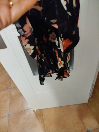 Vestido negro estampado floral