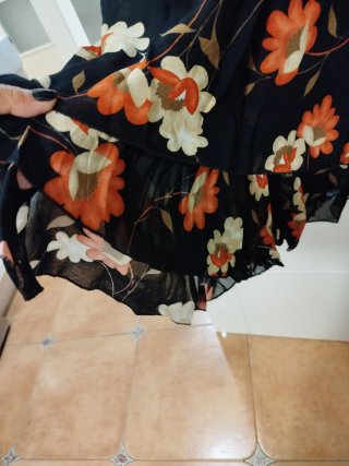 Vestido negro estampado floral