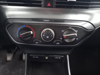 HYUNDAI I20 1.0 TGDI 74kW (100CV) 48V Essence