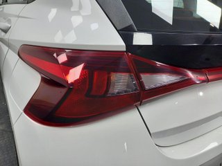 HYUNDAI I20 1.0 TGDI 74kW (100CV) 48V Essence