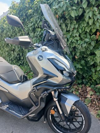 Honda ADV 350 Plata