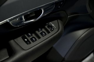 Volvo XC90 2.0 B5 D AWD Momentum Pro Auto