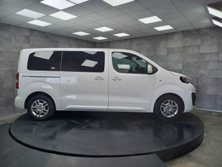 PEUGEOT TRAVELLER 1.5 BlueHDi L2 Std Business S&S (EU6.2)