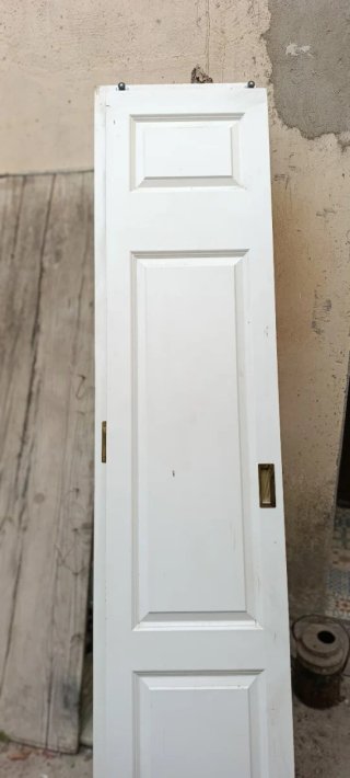 Puertas correderas de armario blancas