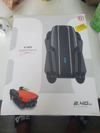 Dron Negro con Accesorios