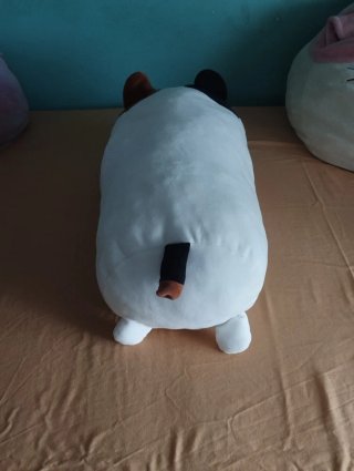 Peluche gato blanco y negro/marrón