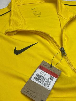Chaqueta Deportiva Nike Dri-Fit Amarilla Talla L