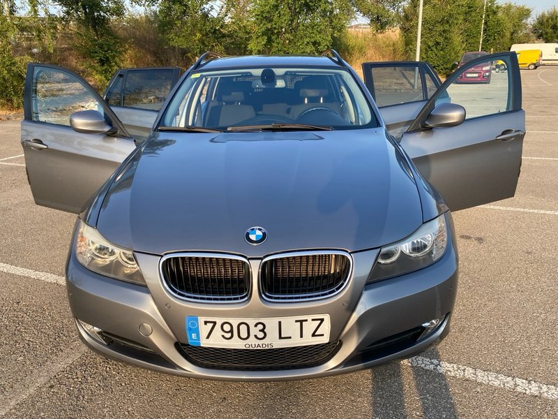BMW serie 3 318d Touring - foto 1