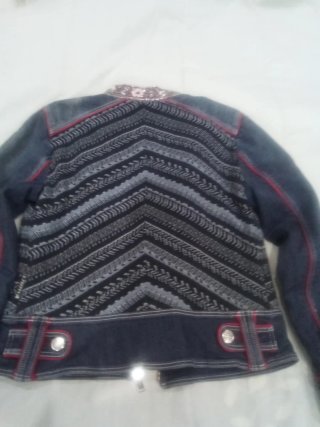 Chaqueta vaquera bordada M