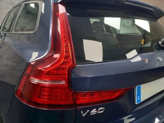 VOLVO V60 CROSS COUNTRY 2.0 B4 AWD AUTO