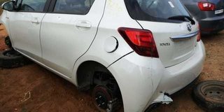 Se vende TOYOTA YARIS HIBRID AÑO 2014