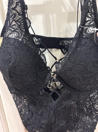 Body lencero negro encaje, talla EUR 75 B