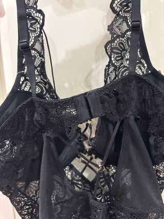 Body lencero negro encaje, talla EUR 75 B