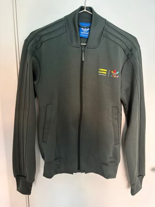 Sudadera Adidas Pharrell Williams Talla 2XS.