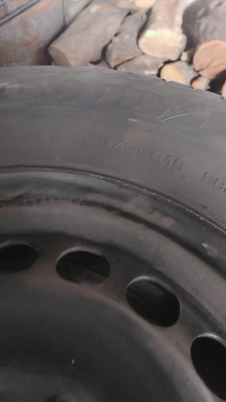 Llantas 215/65 R16 con Neumáticos Goodyear