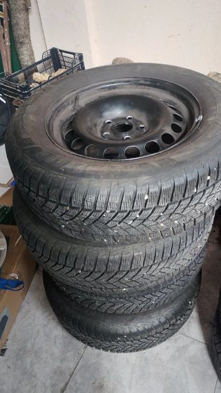 Llantas 215/65 R16 con Neumáticos Goodyear