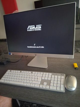 PC ASUS All in One Blanco/Plateado Modelo  V341E