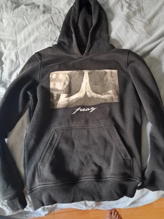 Sudadera Pray Negra