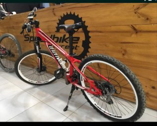 Bicicleta Montaña 24 specialized con discos