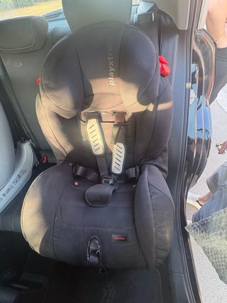 Silla de coche negra