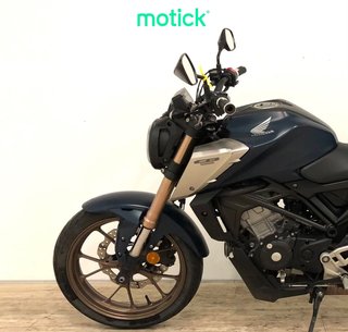 HONDA CB 125 R (TOP CASE)